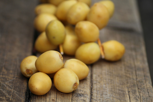 barhi dates